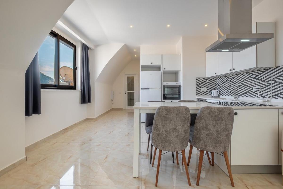 Daire Duplex In The Heart Of Cleopatra, 200m To The
